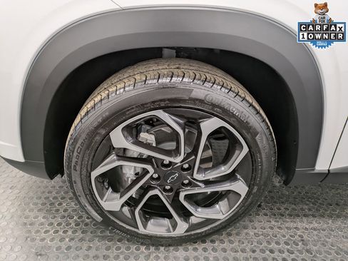 Used 2025 Chevrolet Trax RS w/ Sunroof Package image 7