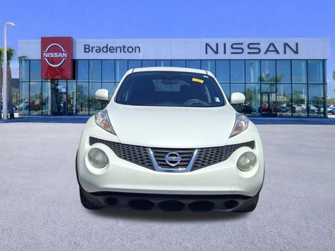 Used 2013 Nissan Juke S FWD image 2
