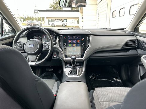 Used 2025 Subaru Outback Premium image 16