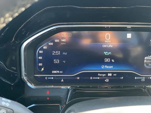 Used 2025 Chevrolet Silverado 2500 LT w/ Convenience Package image 10