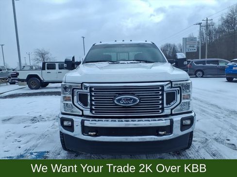 Used 2022 Ford F350 Lariat w/ Lariat Ultimate Package image 3