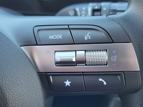 New 2026 Hyundai Kona SE image 12