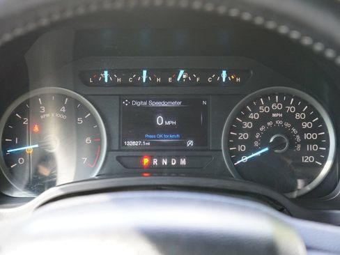 Used 2018 Ford F150 XLT w/ Equipment Group 302A Luxury AWD/4WD image 17