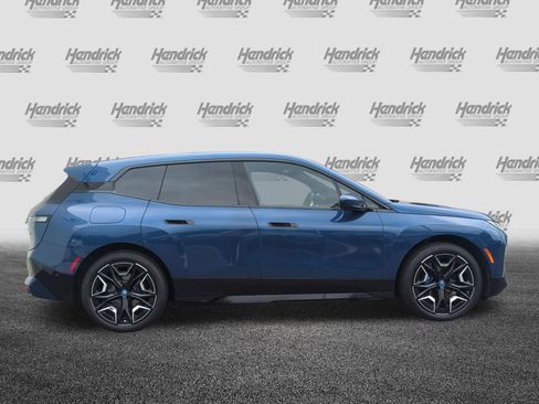 Used 2024 BMW iX xDrive50 w/ Premium Package AWD/4WD image 11