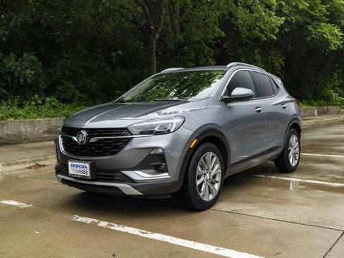 Used 2021 Buick Encore GX Essence w/ Experience Buick Package FWD image 5