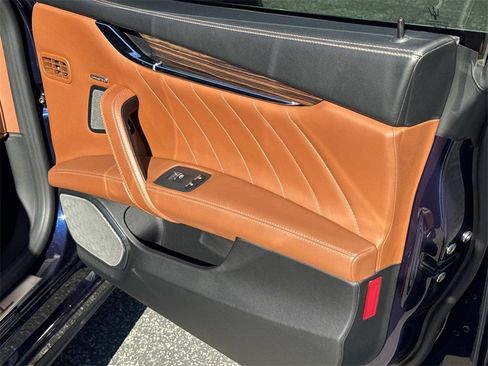 Used 2019 Maserati Quattroporte S image 25