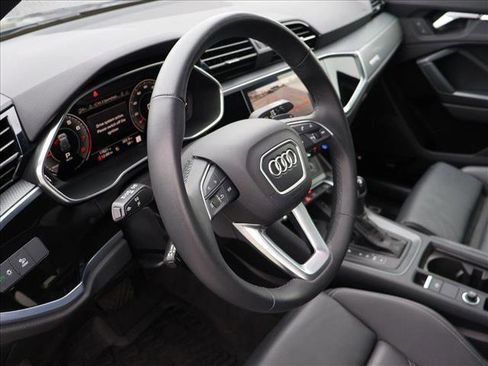 Used 2023 Audi Q3 2.0T Premium Plus w/ Premium Plus Package AWD/4WD image 14