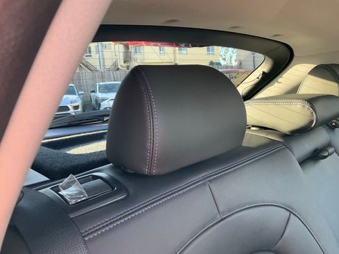 Used 2022 Hyundai Kona Limited w/ Cargo Package FWD image 52