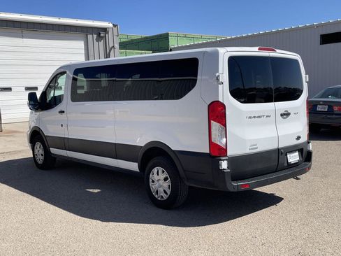 Used 2023 Ford Transit 350 XLT RWD image 4