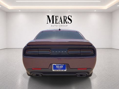 Used 2021 Dodge Challenger R/T RWD image 4