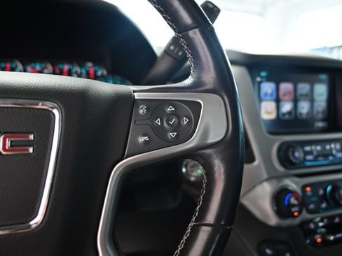Used 2020 GMC Yukon SLT AWD/4WD image 25