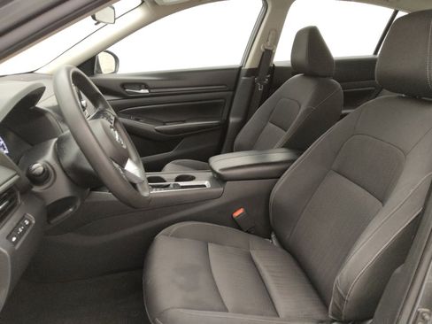 Used 2022 Nissan Altima 2.5 S FWD image 17
