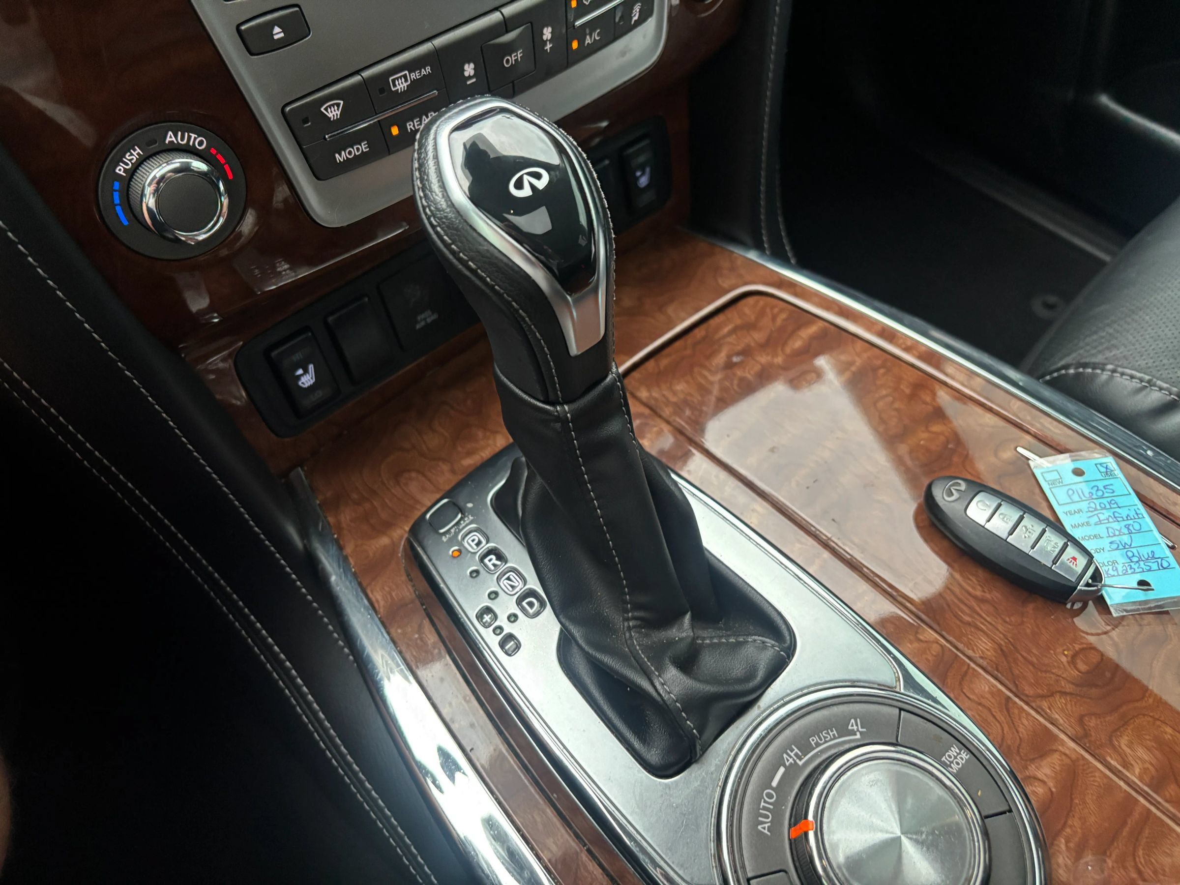 Used 2019 INFINITI QX80 Luxe AWD/4WD image 28