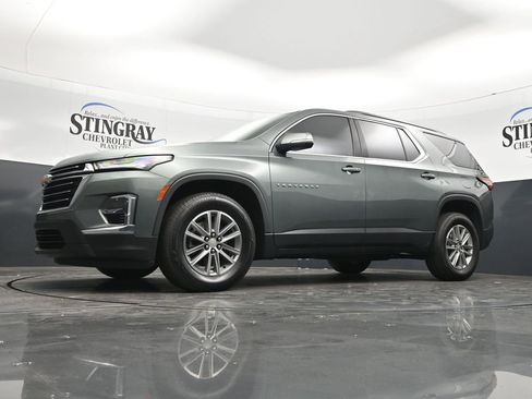 Used 2023 Chevrolet Traverse LT FWD image 19