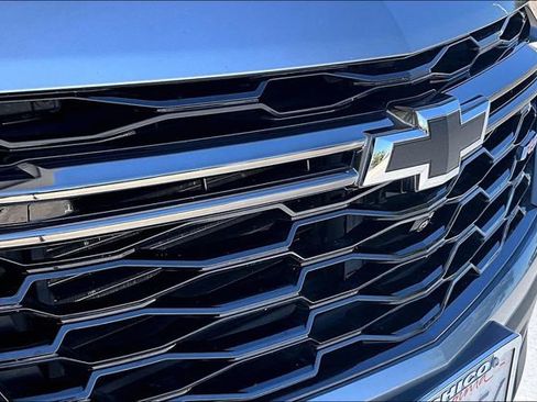 Used 2023 Chevrolet Traverse RS AWD/4WD image 31