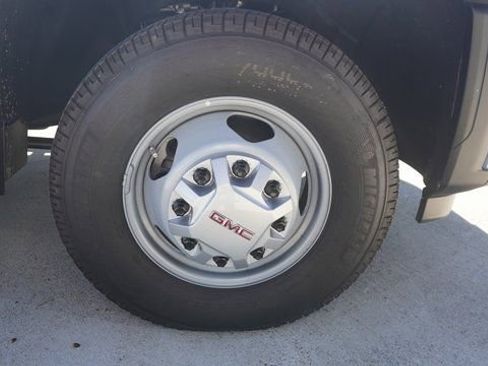 New 2026 GMC Sierra 3500 Pro image 5