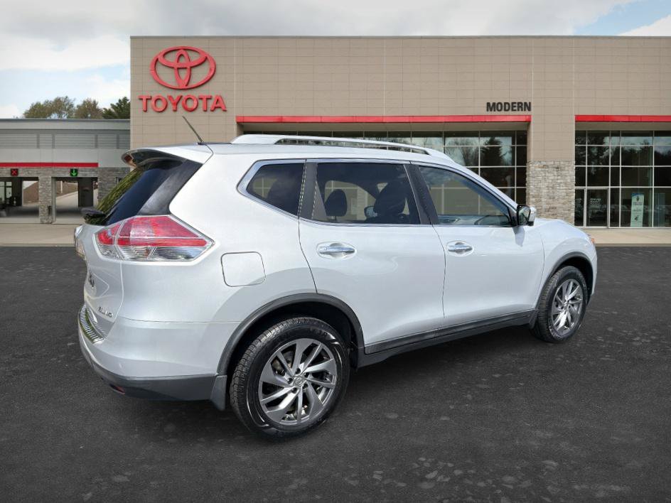 Used 2015 Nissan Rogue SL w/ SL Premium Package AWD/4WD image 6