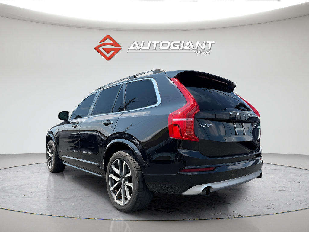 Used 2018 Volvo XC90 T5 Momentum w/ Convenience Package AWD/4WD image 5