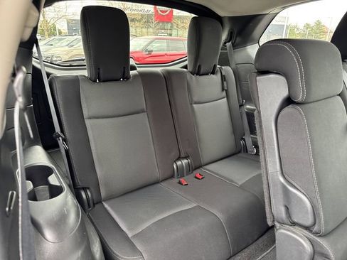 Used 2017 Nissan Pathfinder SV image 21