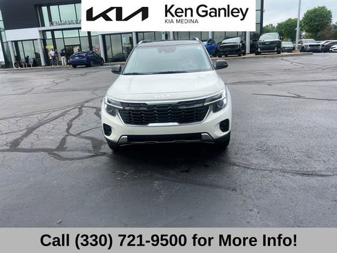 Certified 2025 Kia Seltos S AWD/4WD image 3