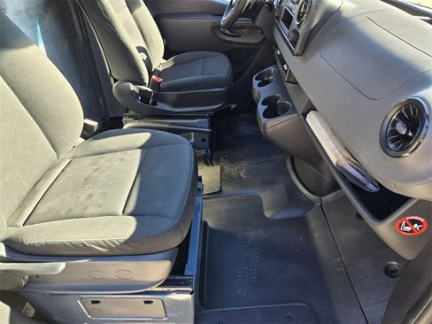 Used 2019 Mercedes-Benz Sprinter 170 image 17