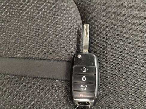 Used 2016 Kia Optima LX FWD image 32