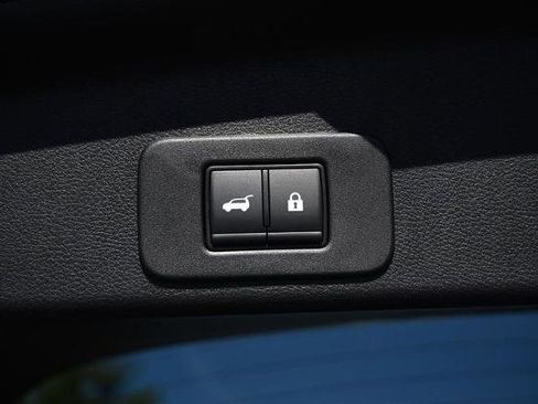 New 2025 Nissan Murano SV image 24