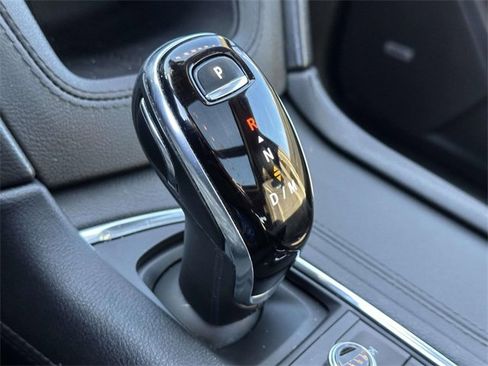 Used 2024 Cadillac XT6 Premium Luxury image 27