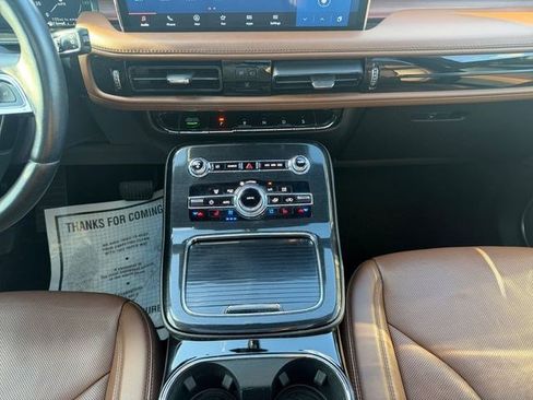Used 2023 Lincoln Nautilus Reserve w/ Luxury Package FWD image 15