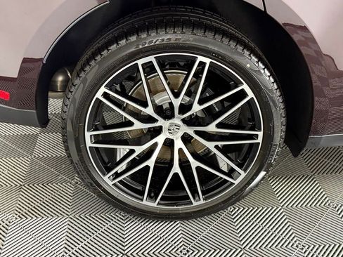 New 2025 Porsche Macan Turbo image 13