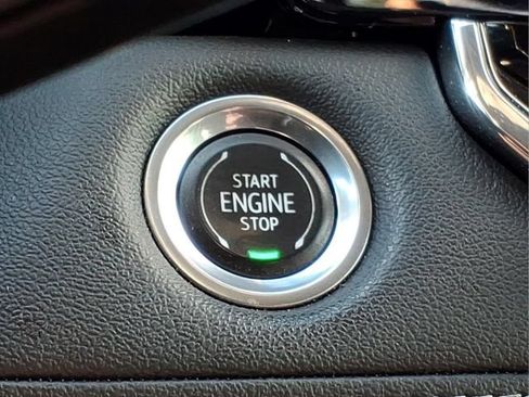 Used 2023 Chevrolet Colorado LT w/ LT Convenience Package II AWD/4WD image 23