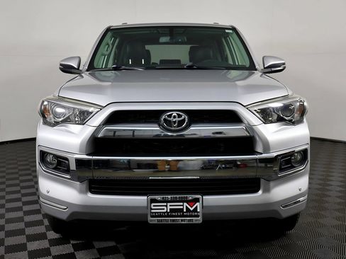 Used 2015 Toyota 4Runner Limited AWD/4WD image 4