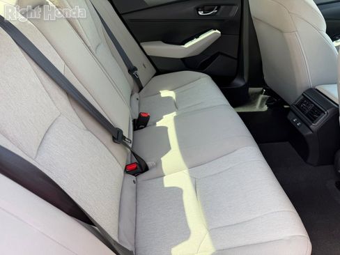 Certified 2025 Honda Accord SE image 15