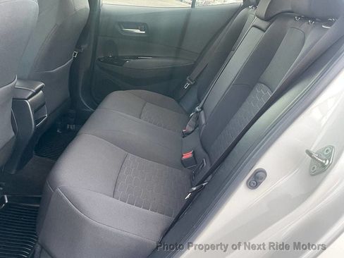 Used 2020 Toyota Corolla SE FWD image 19
