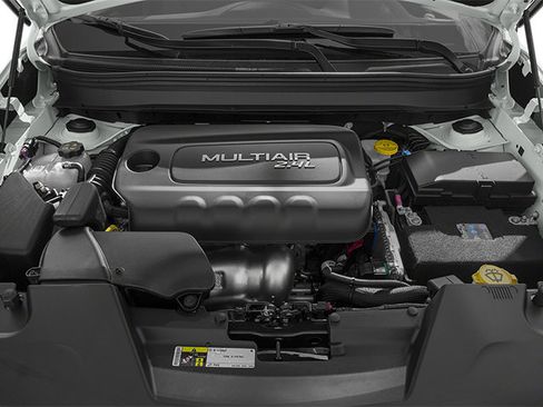 Used 2014 Jeep Cherokee Latitude w/ Cold Weather Group FWD image 15