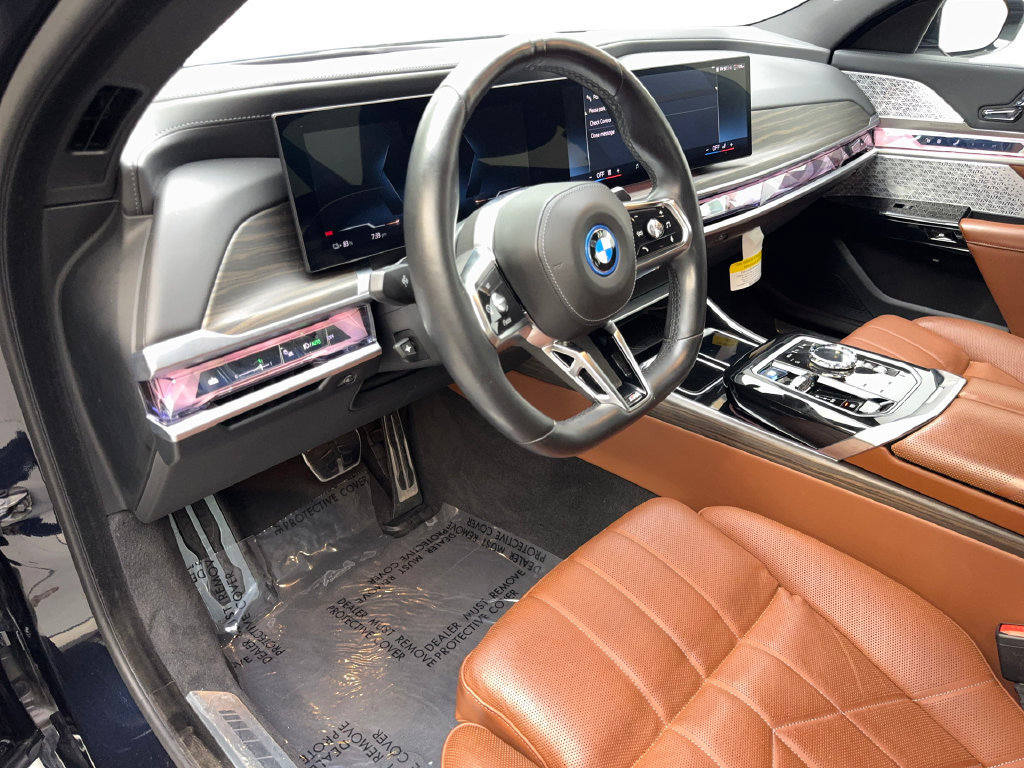 Used 2024 BMW i7 xDrive60 w/ Executive Package AWD/4WD image 51