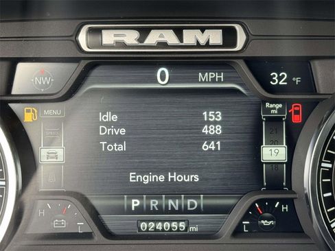 Used 2024 RAM 2500 Big Horn w/ Safety Group image 24