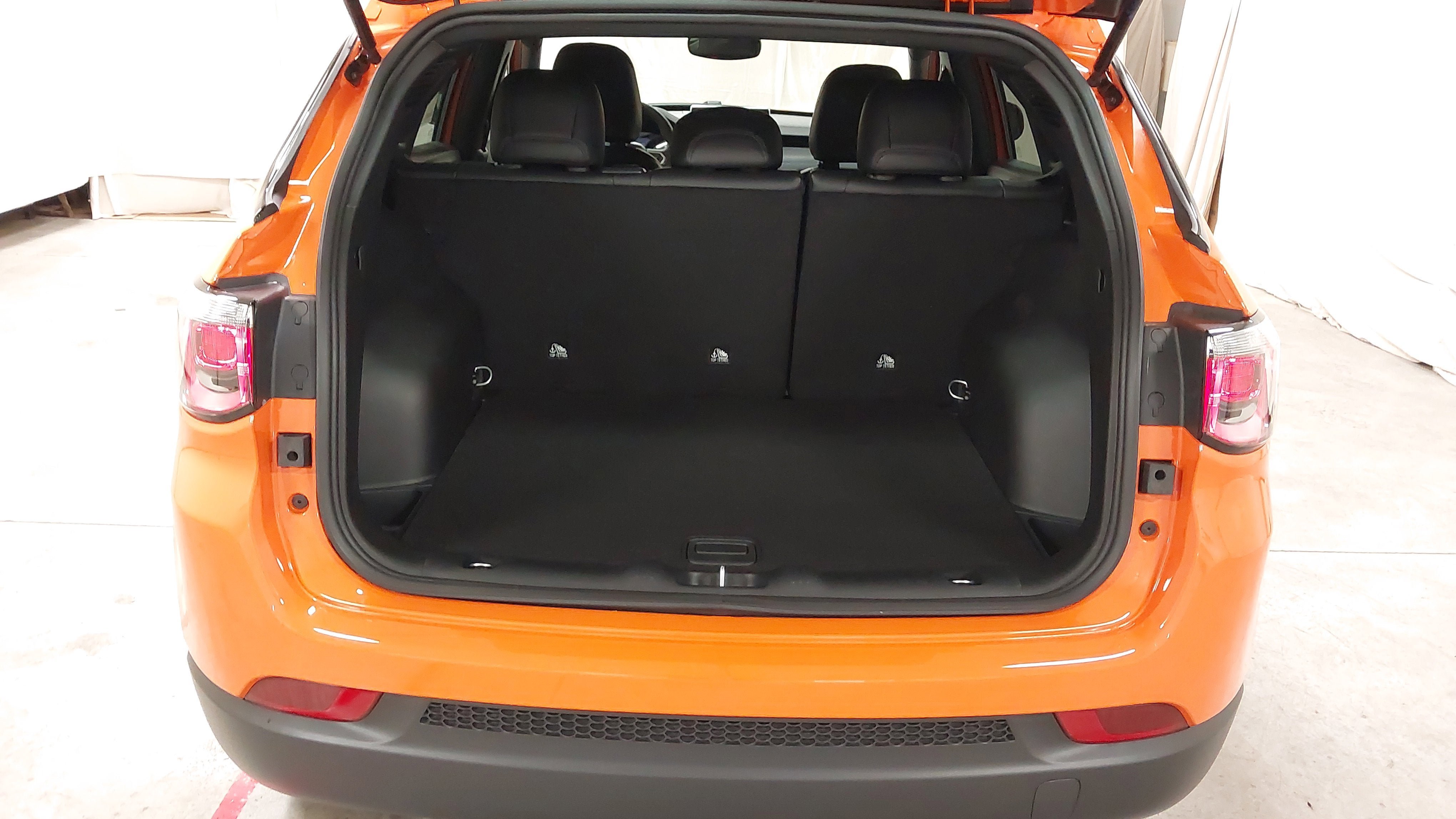 New 2026 Jeep Compass Latitude AWD/4WD image 26