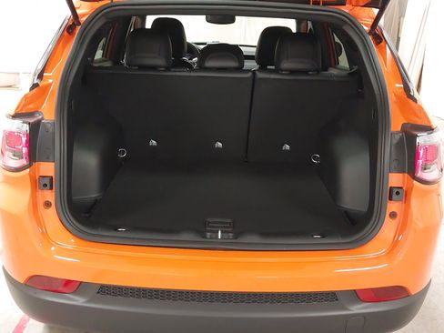New 2026 Jeep Compass Latitude AWD/4WD image 26