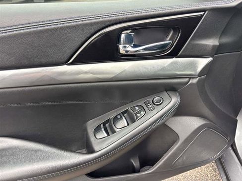 Used 2019 Nissan Maxima 3.5 S w/ Floor Mat Group image 15