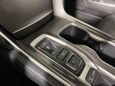 Used 2018 Honda Accord Touring image 25