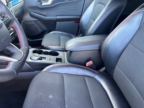 Used 2023 Ford Escape ST-Line w/ Tech Pack #1 AWD/4WD image 12