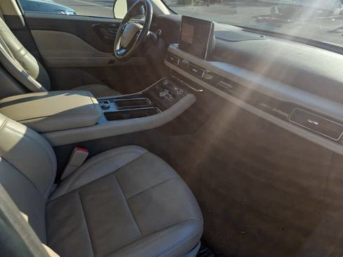 Used 2022 Lincoln Aviator Reserve w/ Equipment Group 201A RWD image 14