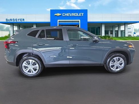 New 2026 Chevrolet Trax LS FWD image 5