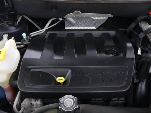 Used 2014 Jeep Compass Latitude w/ Sun/Sound Group image 28