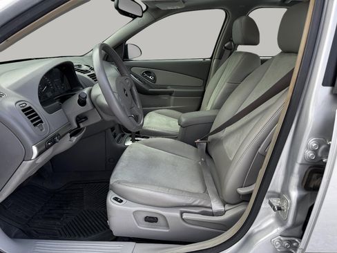 Used 2005 Chevrolet Malibu LT w/ Preferred Equipment Group image 16