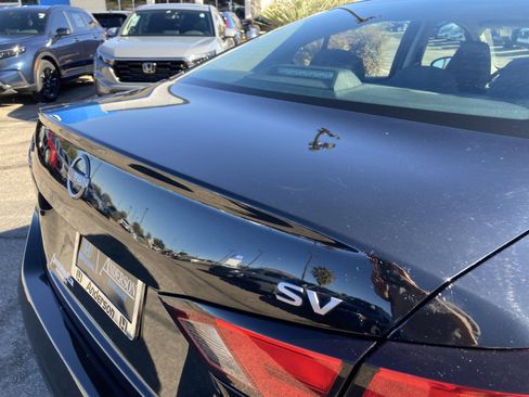 Used 2023 Nissan Altima 2.5 SV image 6