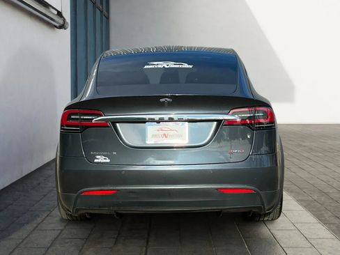 Used 2016 Tesla Model X Performance image 4
