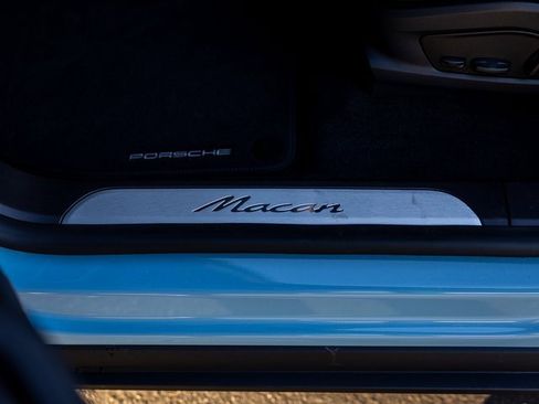 New 2025 Porsche Macan Electric image 27