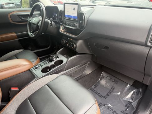 Used 2022 Ford Bronco Sport Outer Banks image 11